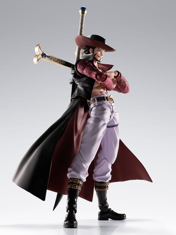 Mihawk Stuff One Piece DRACULE.MIHAWK ( HAWKEYE ) S.H. Figuarts Action Figure By Ba ...