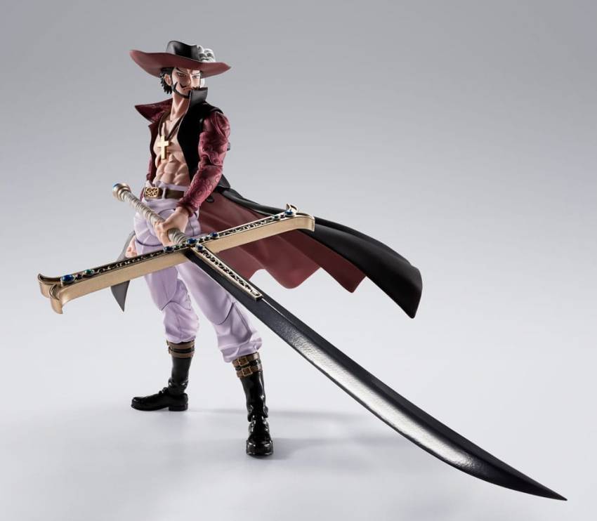 Mihawk Stuff One Piece DRACULE.MIHAWK ( HAWKEYE ) S.H. Figuarts Action Figure By Ba ...